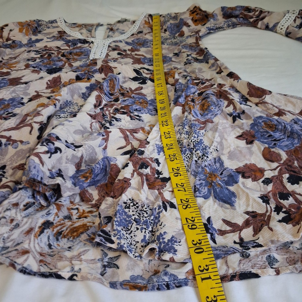 Umgee USA Floral Tunic Dress Medium Boho Crochet Lace V-Neck Bell Sleeve Blue - Picture 6 of 15